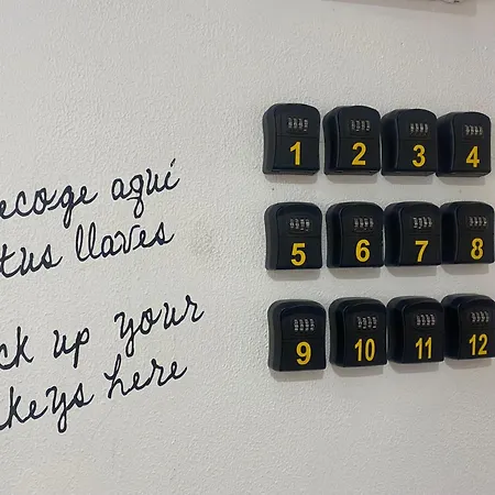 Boogalow Hostal